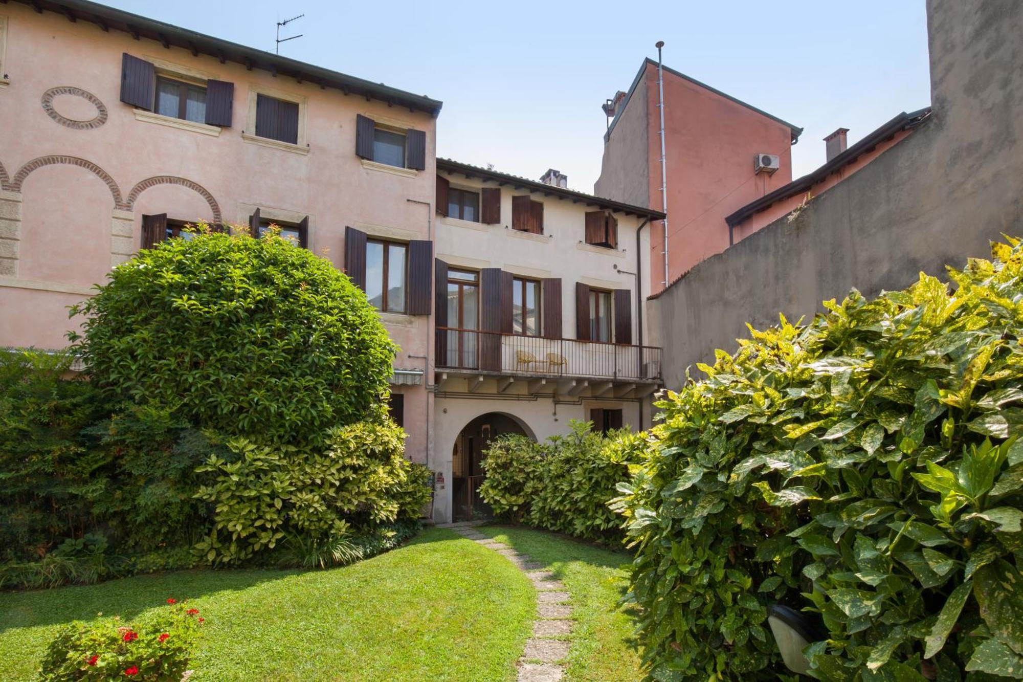 Il Gladio Apartment Verona Exterior foto